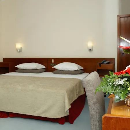 Hotel Cheerfulway Bravamar